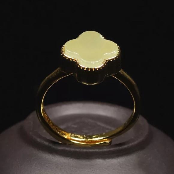 Certified Nephrite Jade Clover Ring Size Adjustable - Fine Prosperity Piece! - Picture 7 of 9